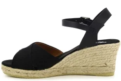 Camila's Alpargatas^Alpargatas De Cuna Balada